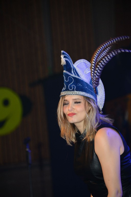 ../Images/Jubileum feest 5x11 258.jpg